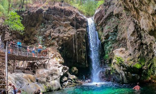 Rincón de la Vieja: Vulkan, Wasserfälle und heiße Quellen abseits der Strände
