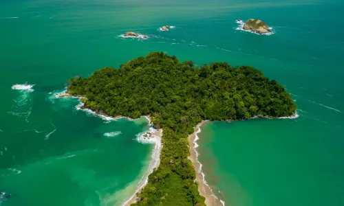 Weihnachten in Costa Rica, Neujahr und Karwoche: Die Stoßzeiten richtig planen