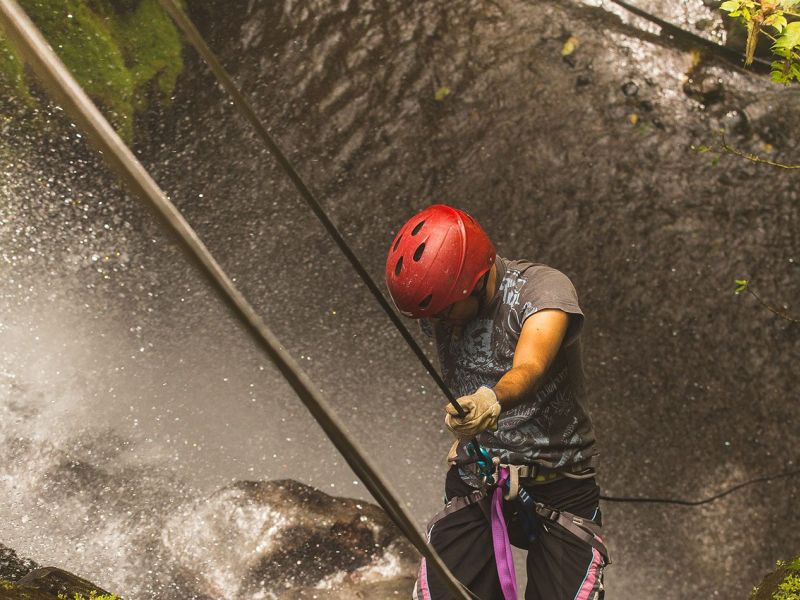 Wildes Costa Rica: Nervenkitzel, Natur und Abenteuer