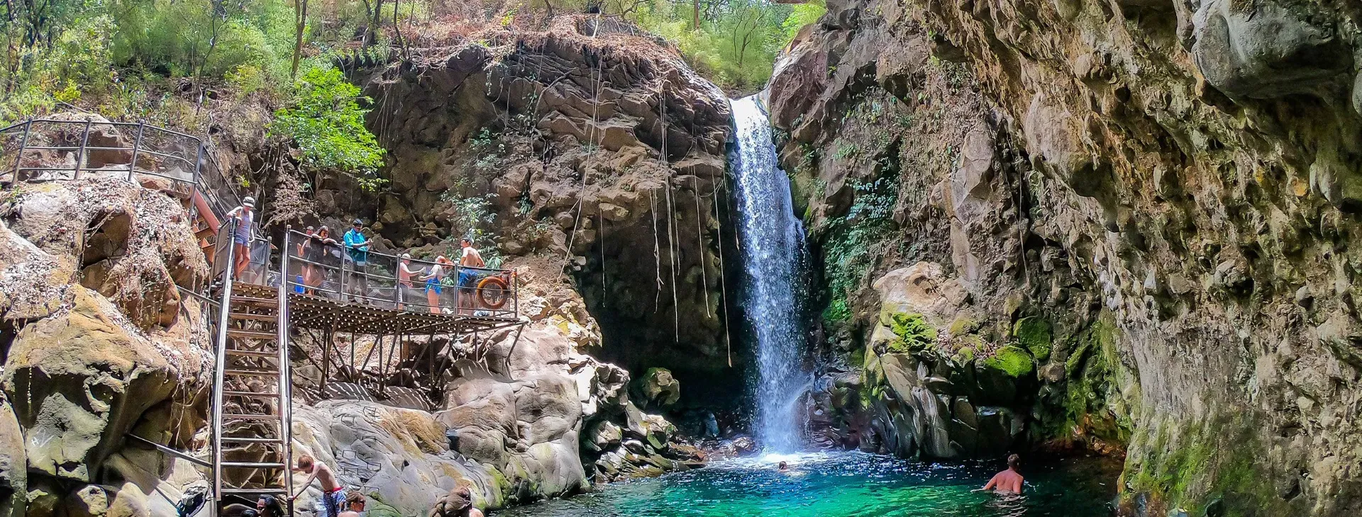 Wasserfall im Sektor Las Pailas des Nationalparks Rincón de la Vieja, Costa Rica
