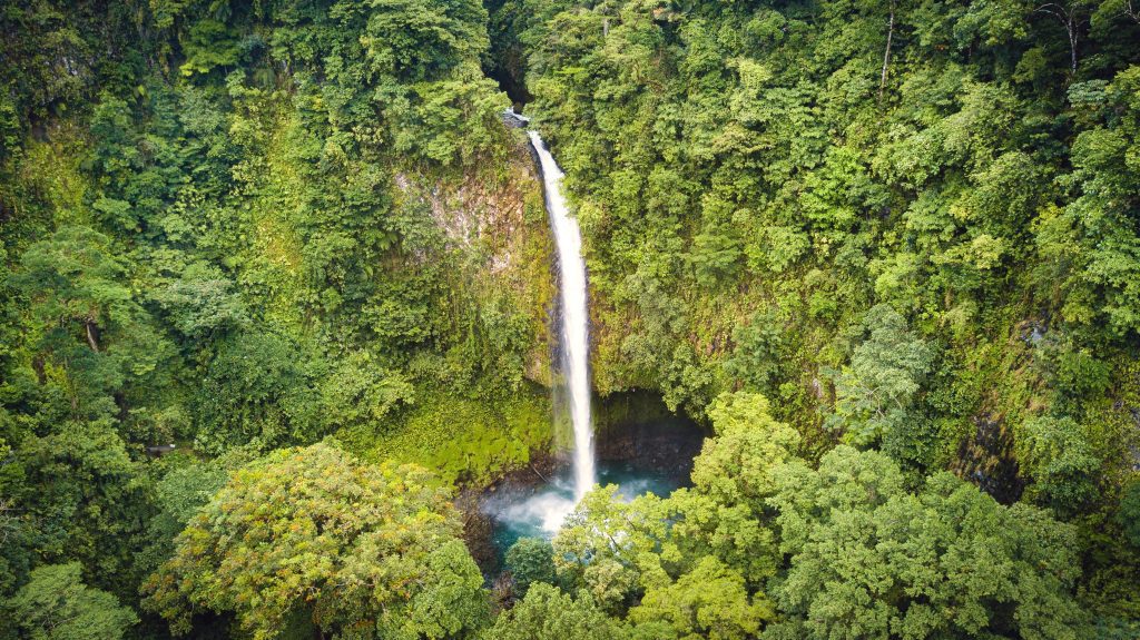 Waterfall in the Costa Rican jungle, frequently asked questions about Costa Rica